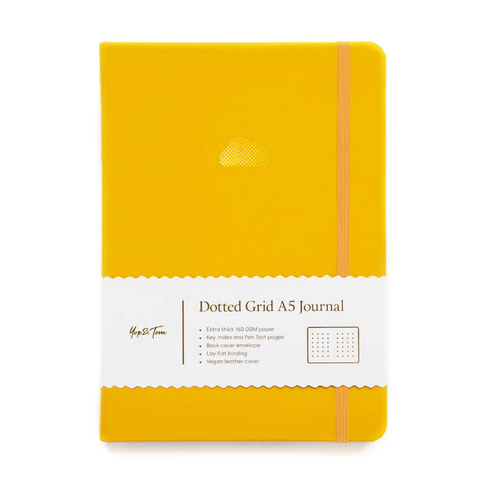 Yop & Tom A5 Dot Grid Journal Wolke Sonnenscheingelb Notizbuch Bullet Journal Tagebuch - extra dickes Papier, veganes Ledercover, Index, Seitennummerierung