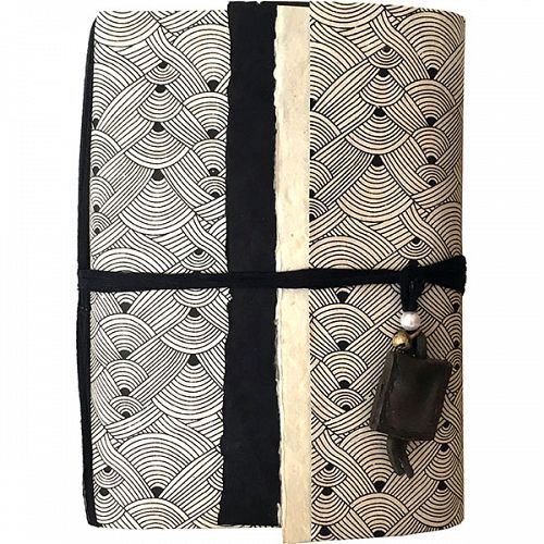 Besonderes Notizbuch A5 von Lamali - Tagebuch Reisetagebuch Gabrielle